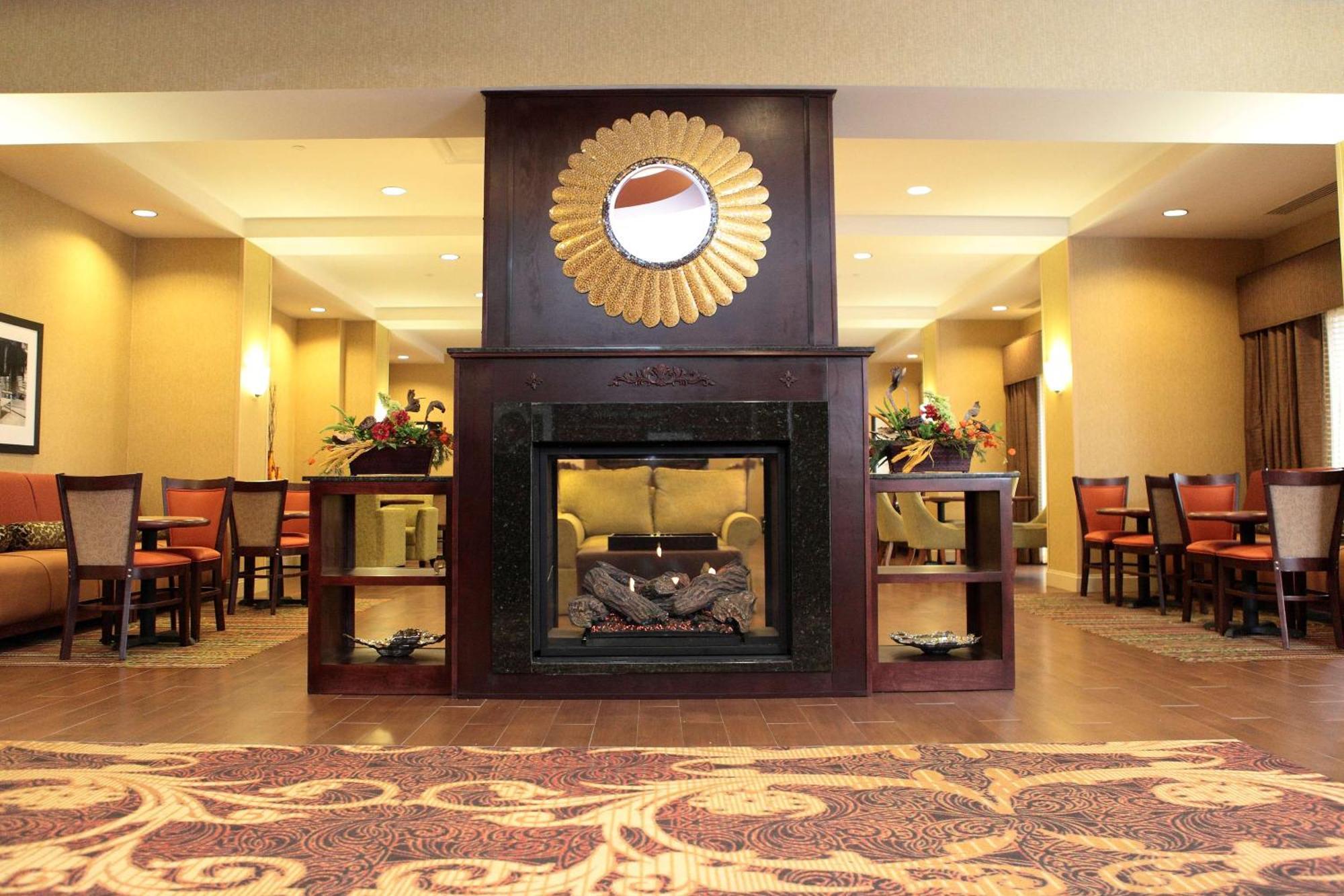 Hampton Inn Milan Extérieur photo